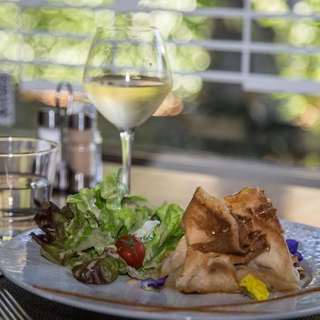 Logis Hotel Restaurant Des Acacias Lille Neuville En Ferrain Neuville-en-Ferrain Luaran gambar