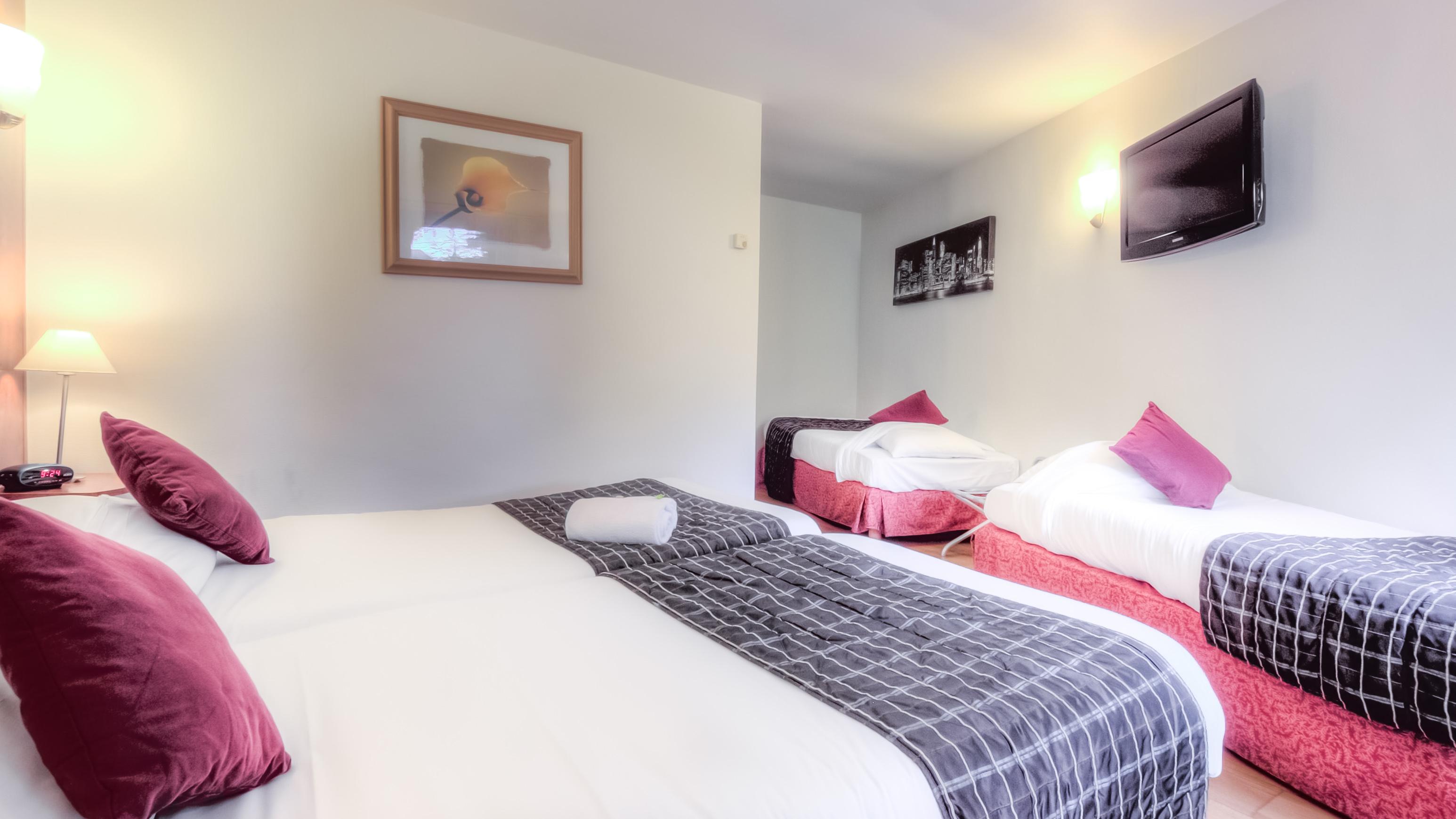 Logis Hotel Restaurant Des Acacias Lille Neuville En Ferrain Neuville-en-Ferrain Luaran gambar