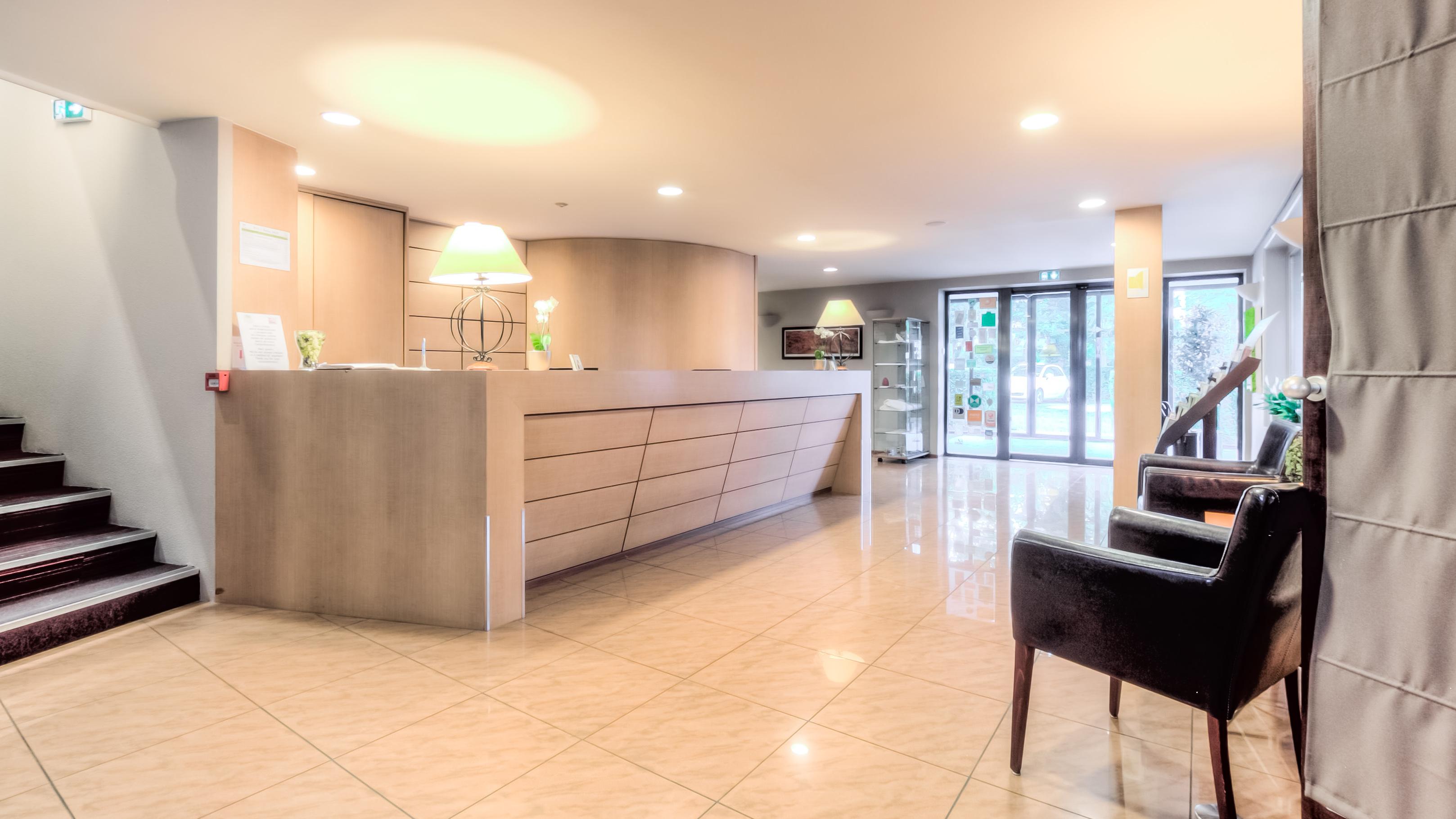 Logis Hotel Restaurant Des Acacias Lille Neuville En Ferrain Neuville-en-Ferrain Luaran gambar