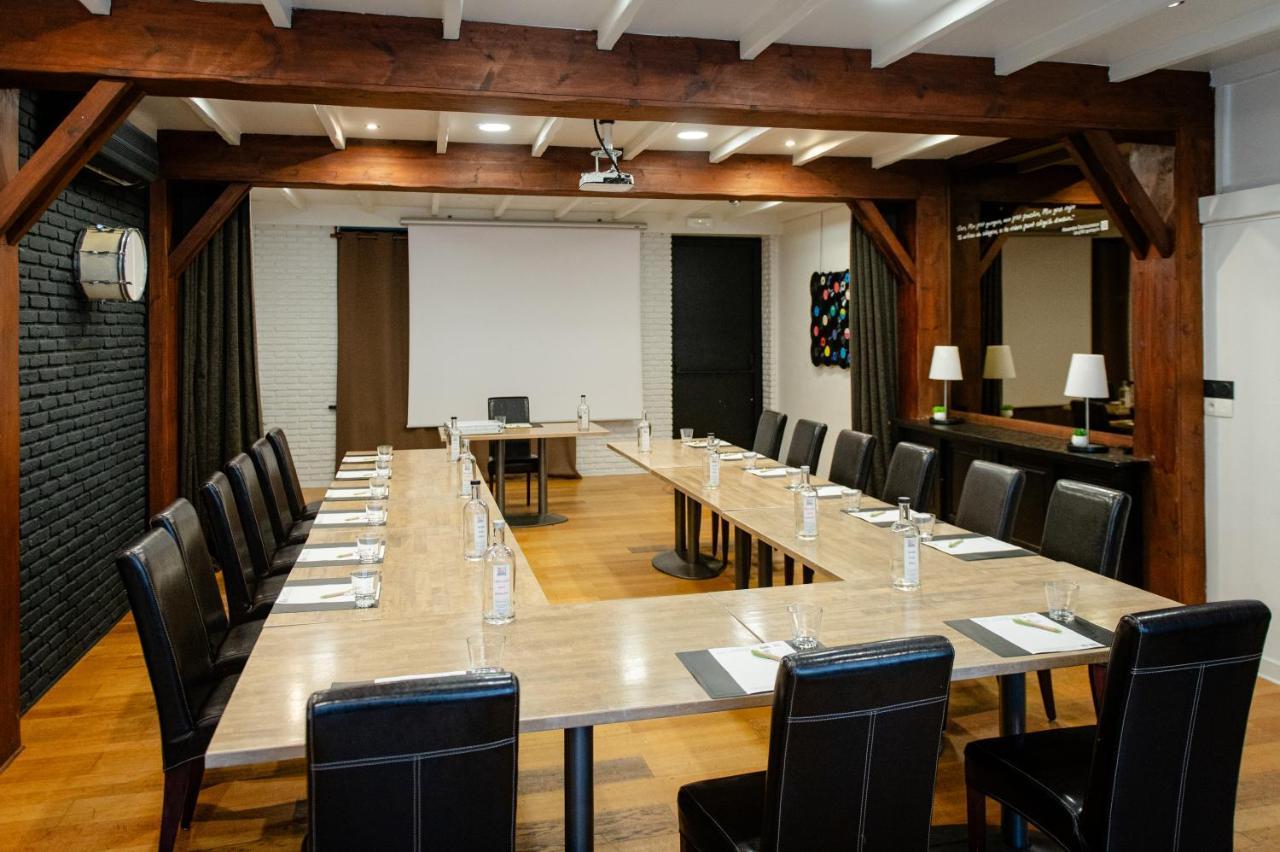 Logis Hotel Restaurant Des Acacias Lille Neuville En Ferrain Neuville-en-Ferrain Luaran gambar