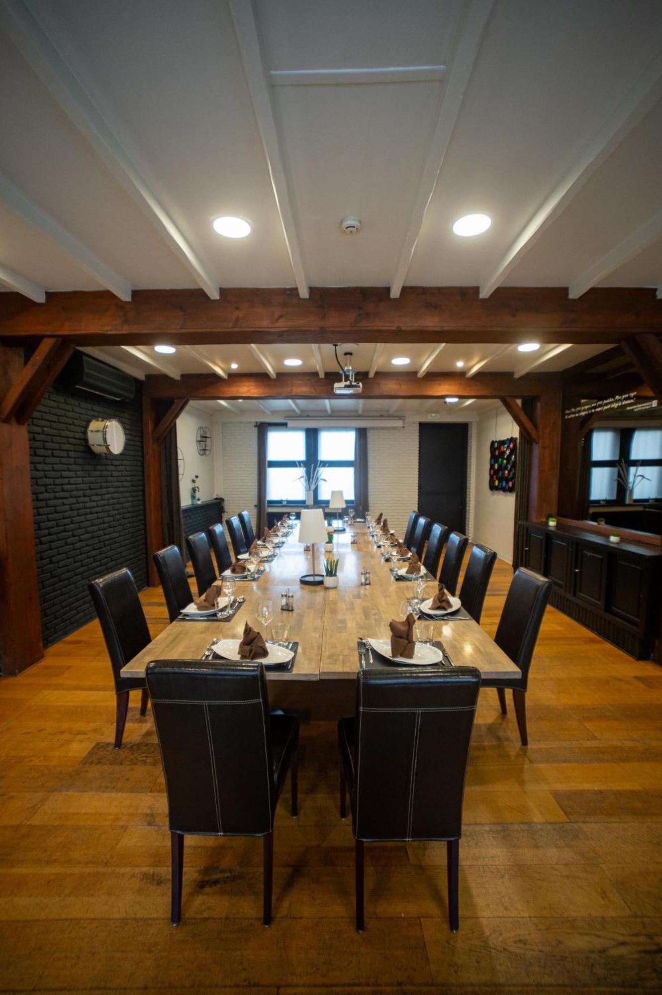 Logis Hotel Restaurant Des Acacias Lille Neuville En Ferrain Neuville-en-Ferrain Luaran gambar
